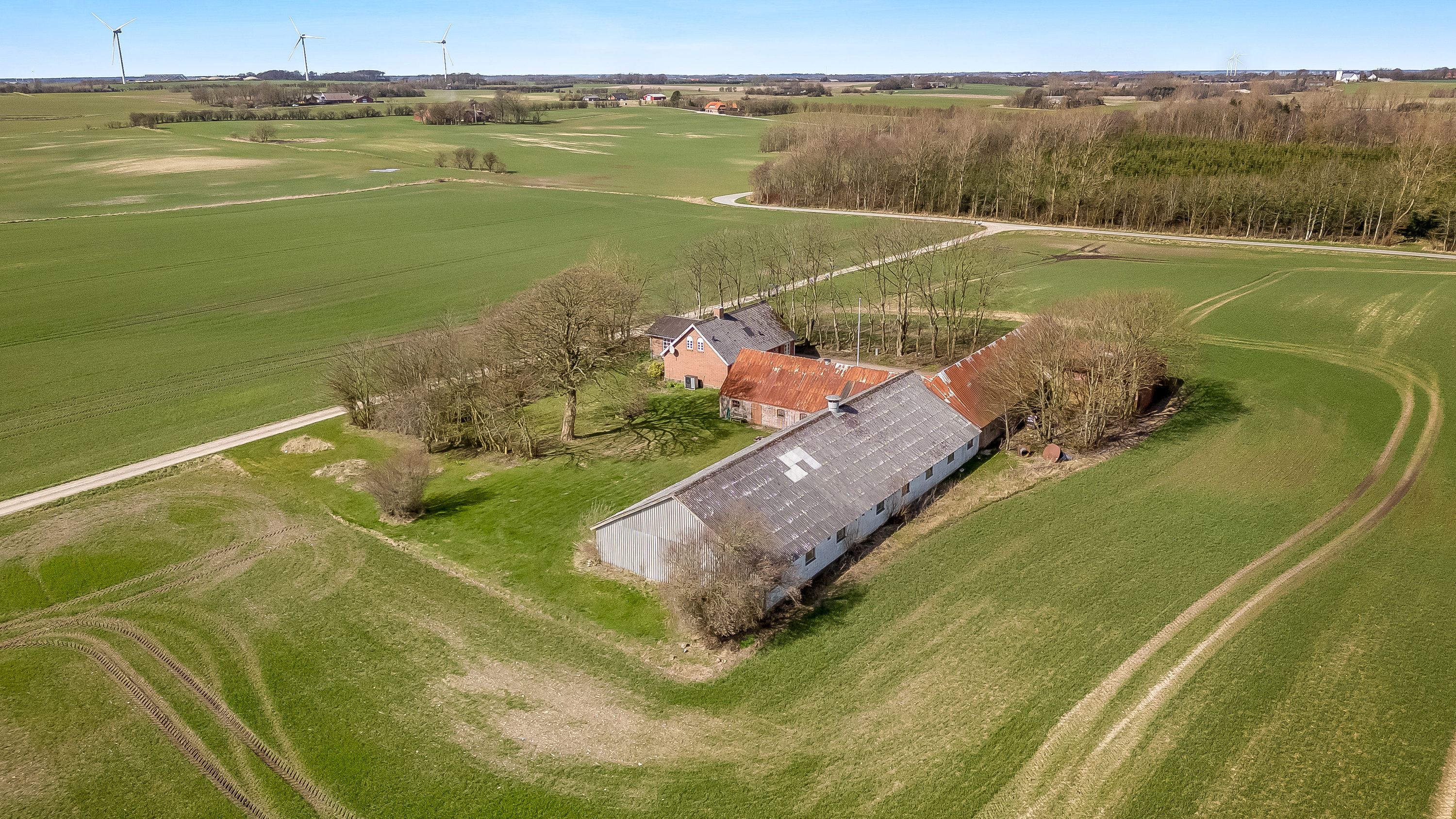 Fremhævet  billede i fuldskærmstilstand. Billede af Skarbyvej 6, 7560 Hjerm