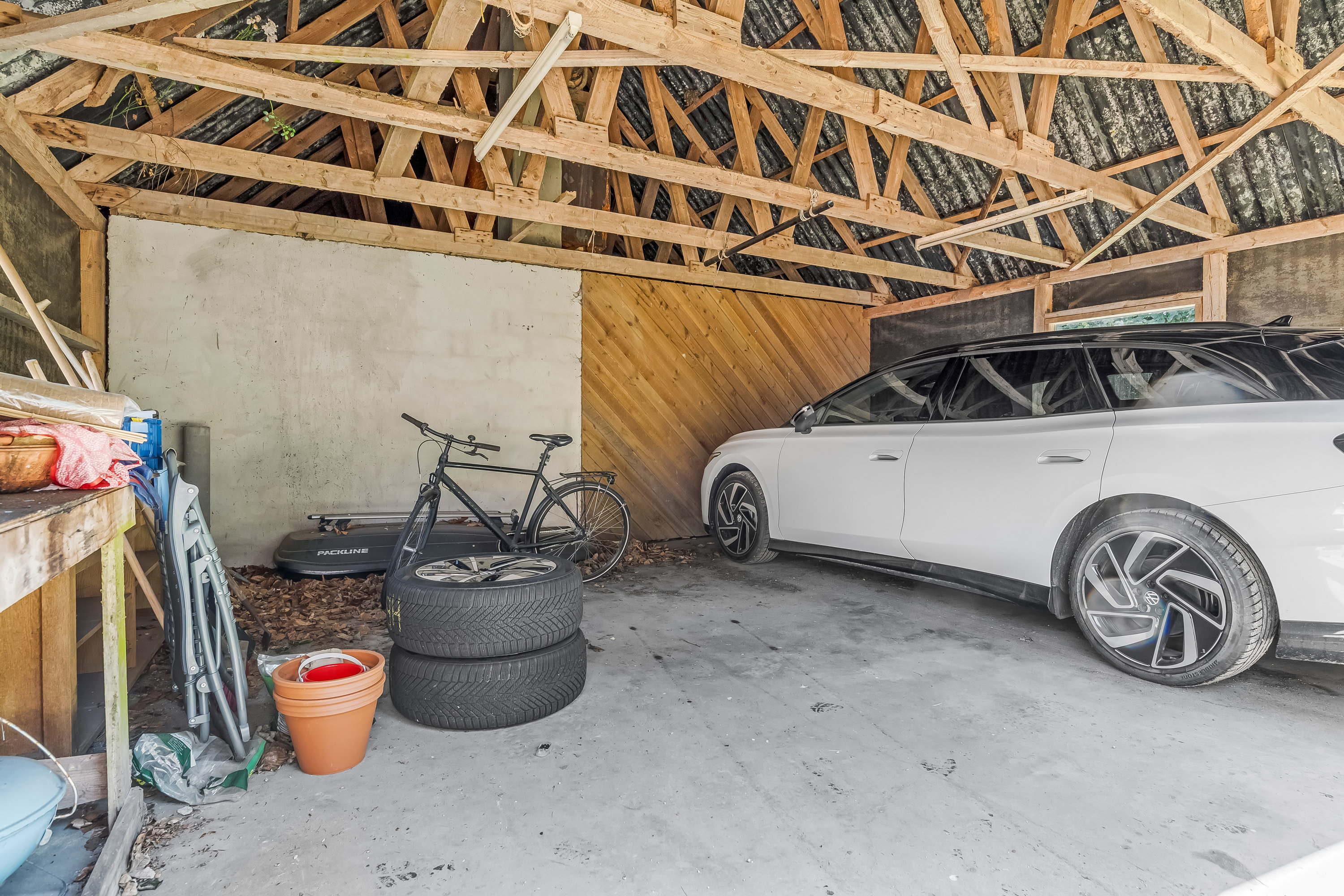 Fremhævet garage billede i fuldskærmstilstand. Billede af Lauhedevej 19, Lauhede, 7830 Vinderup