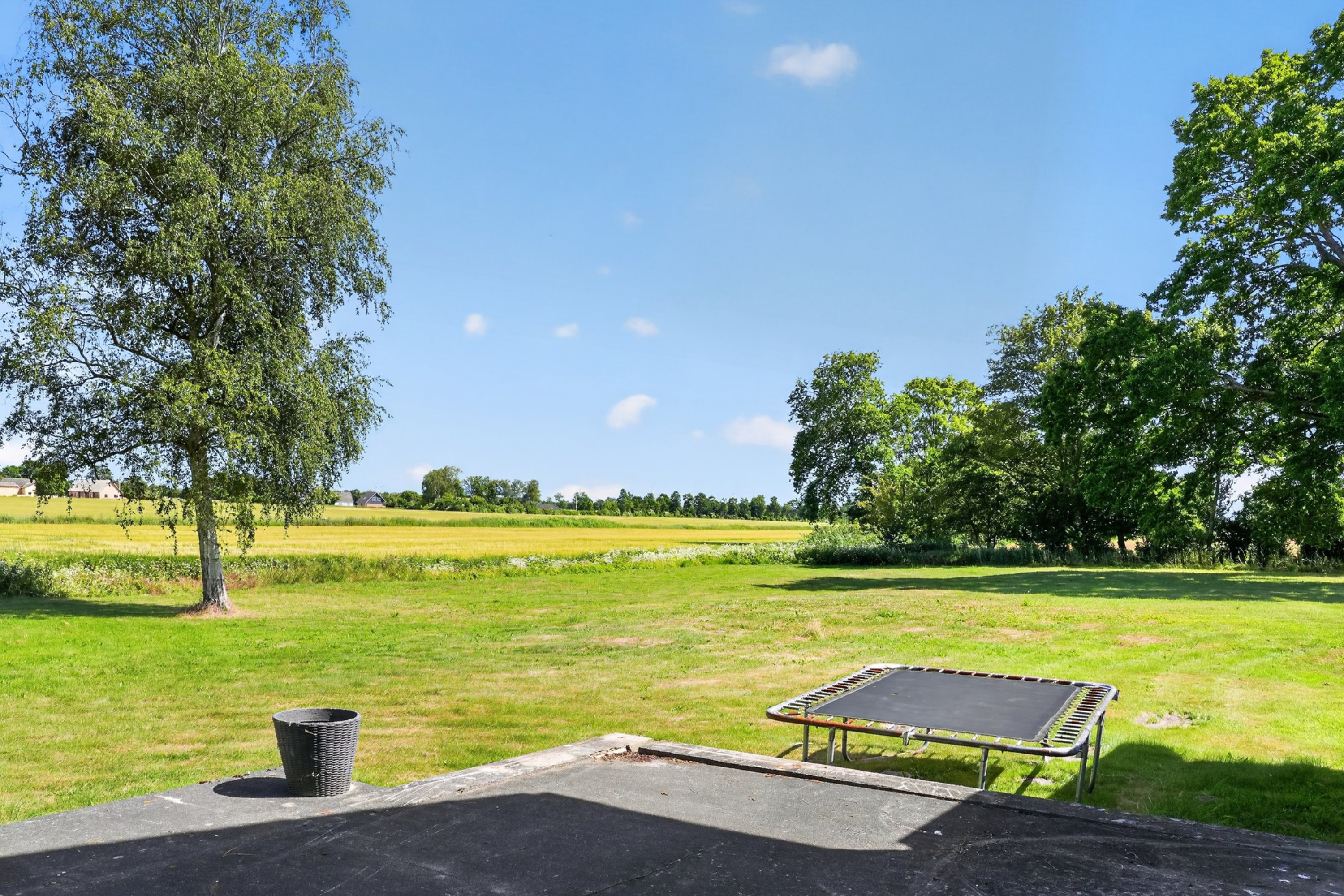 Fremhævet terrasse billede i fuldskærmstilstand. Billede af Sandlyvej 42, 4540 Fårevejle