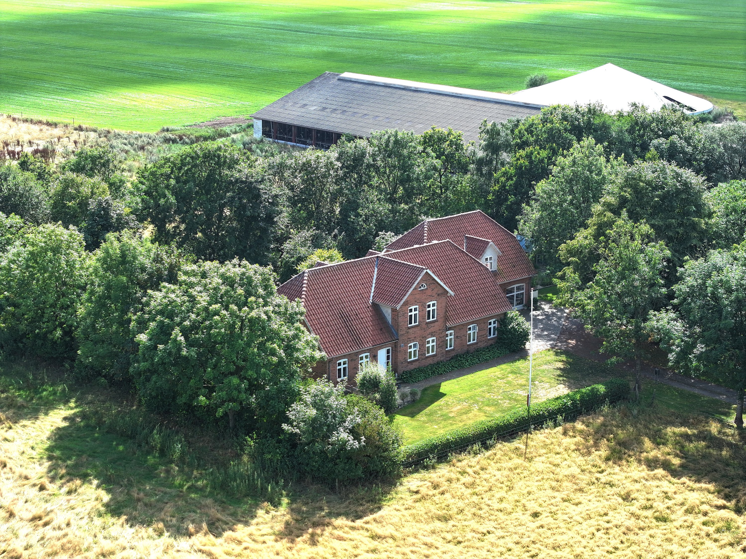 Fremhævet stuehus - jørgensbyvej 12 billede i fuldskærmstilstand. Billede af Jørgensbyvej 12, 6534 Agerskov