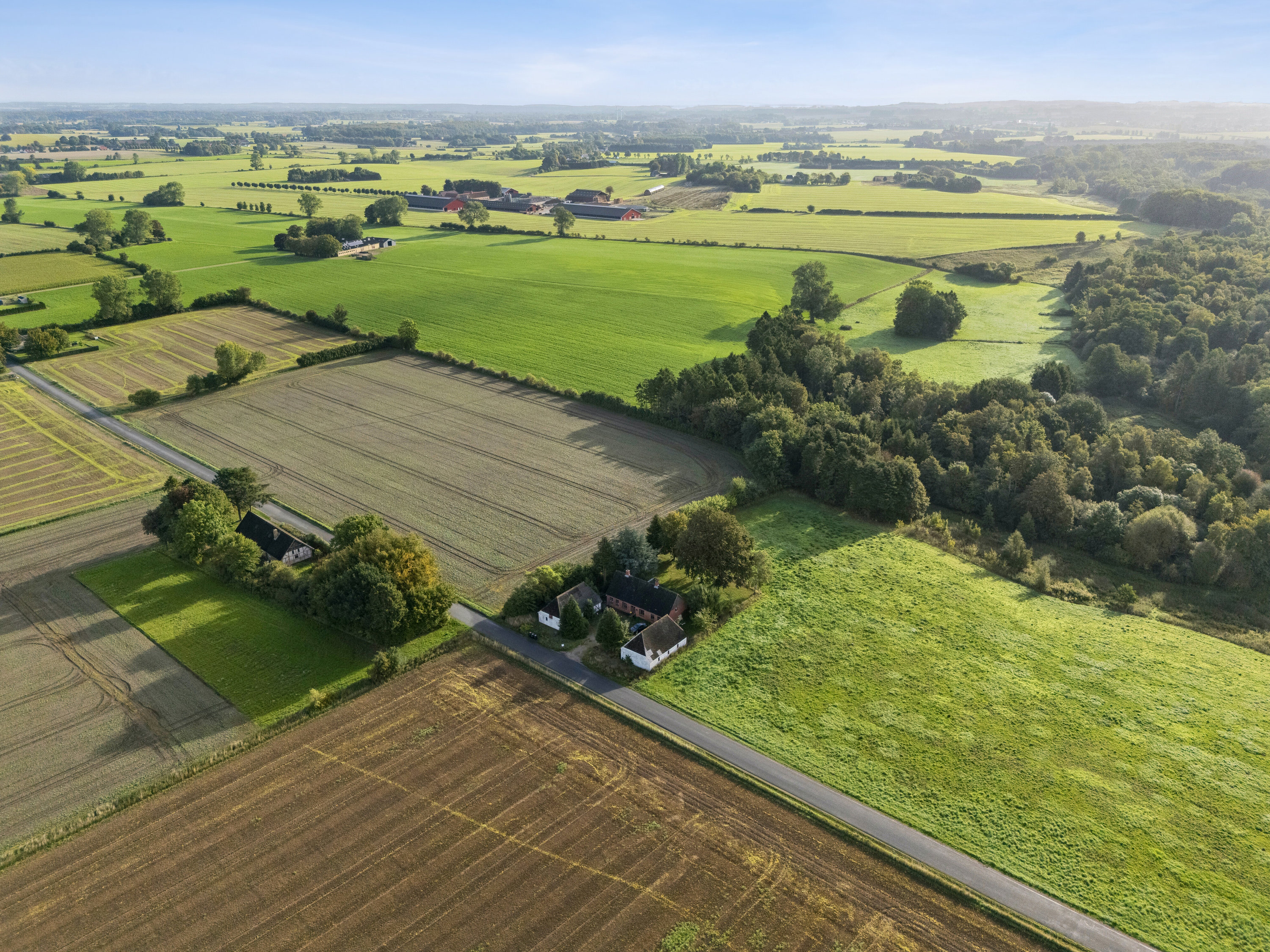 Fremhævet luftfoto billede i fuldskærmstilstand. Billede af Ellestedvej 16, Måre, 5853 Ørbæk