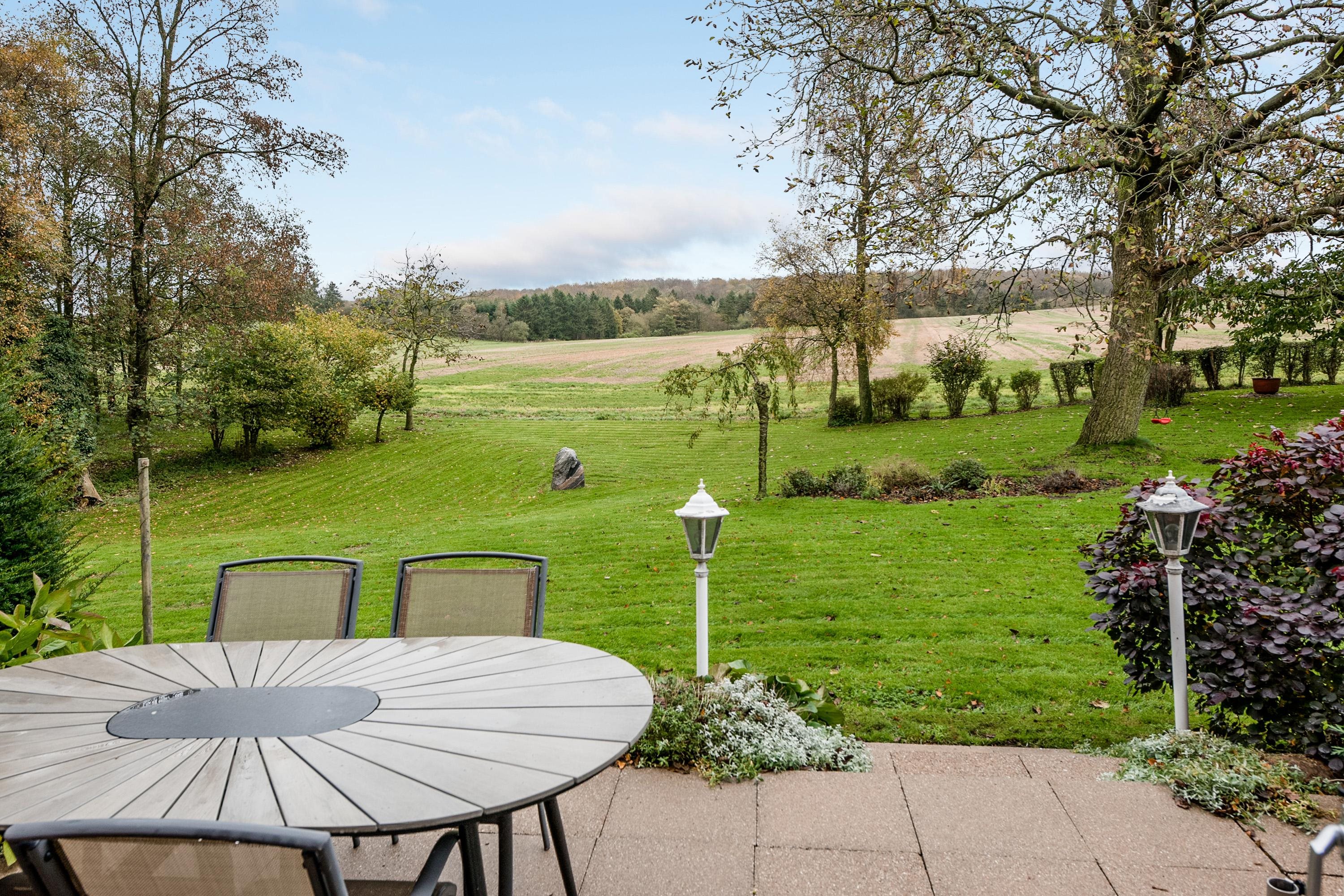 Fremhævet terrasse billede i fuldskærmstilstand. Billede af Ørbækvej 88, 5854 Gislev