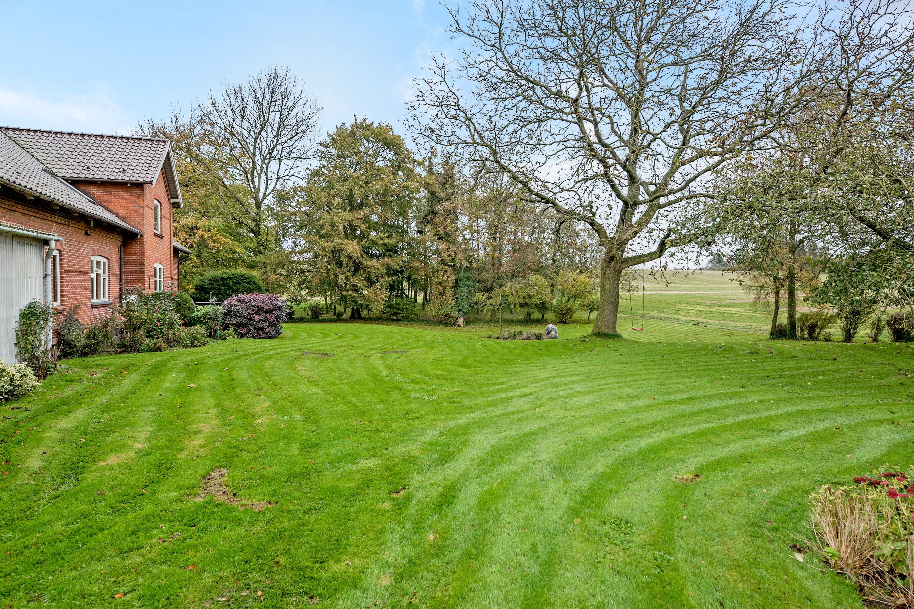 Fremhævet have billede i fuldskærmstilstand. Billede af Ørbækvej 88, 5854 Gislev