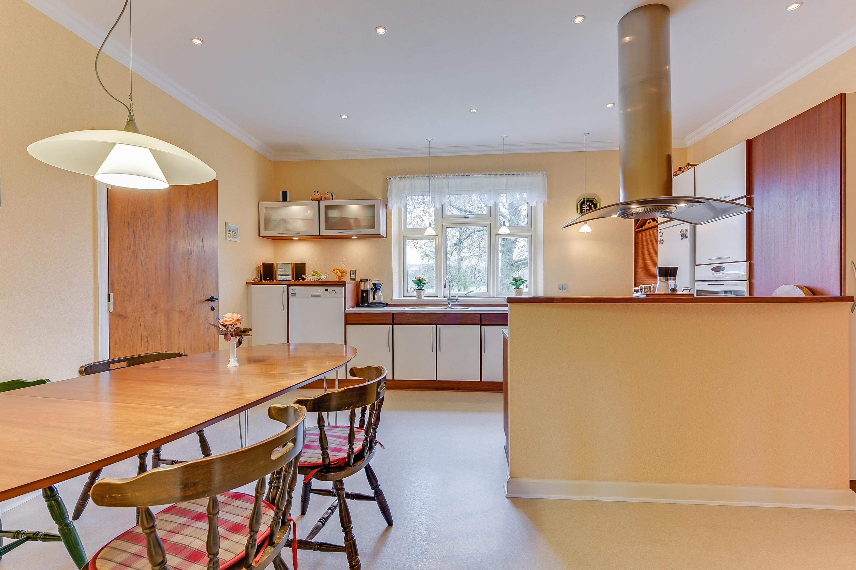 Fremhævet køkken alrum billede i fuldskærmstilstand. Billede af Ørbækvej 88, 5854 Gislev