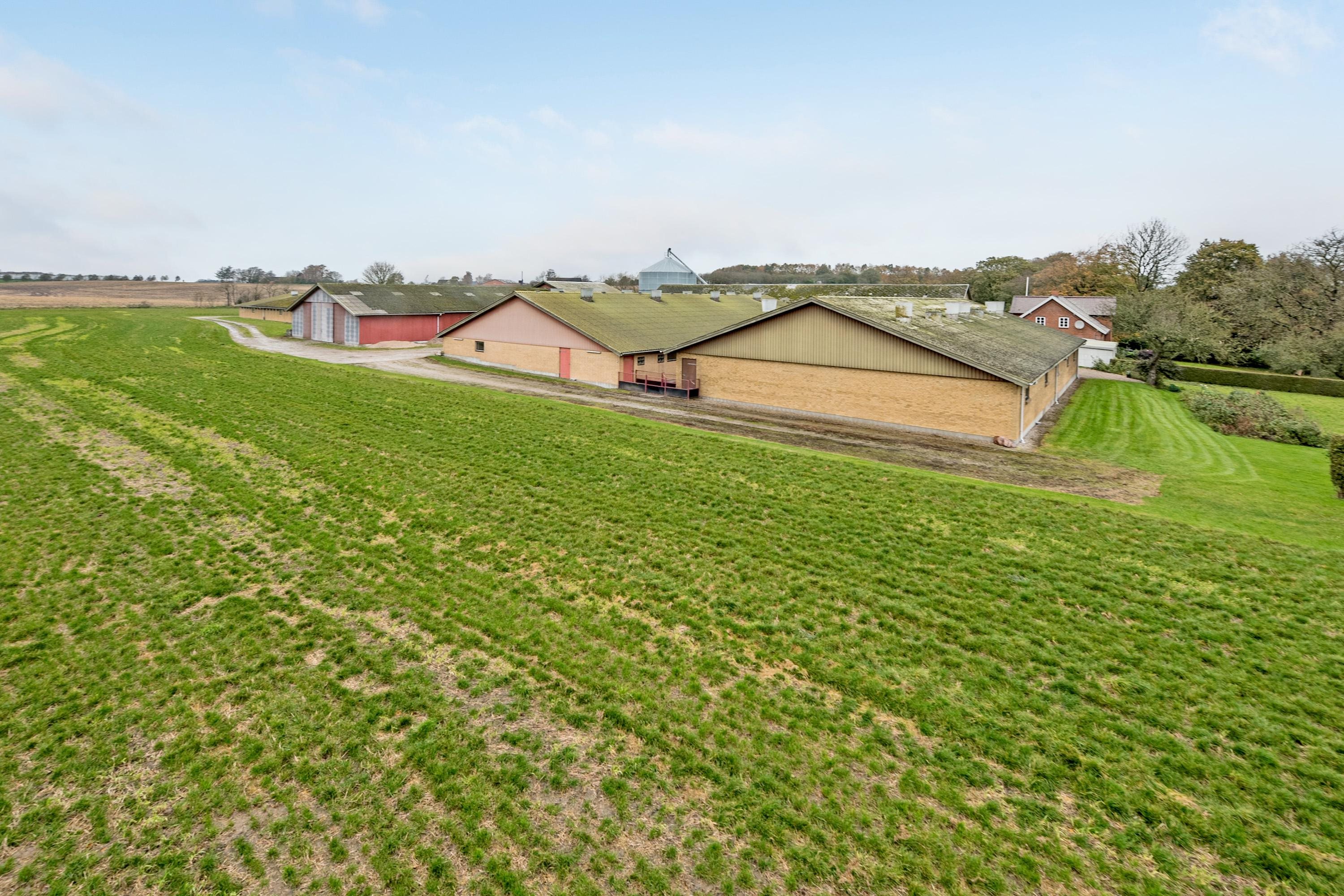 Fremhævet ejendommen billede i fuldskærmstilstand. Billede af Ørbækvej 88, 5854 Gislev