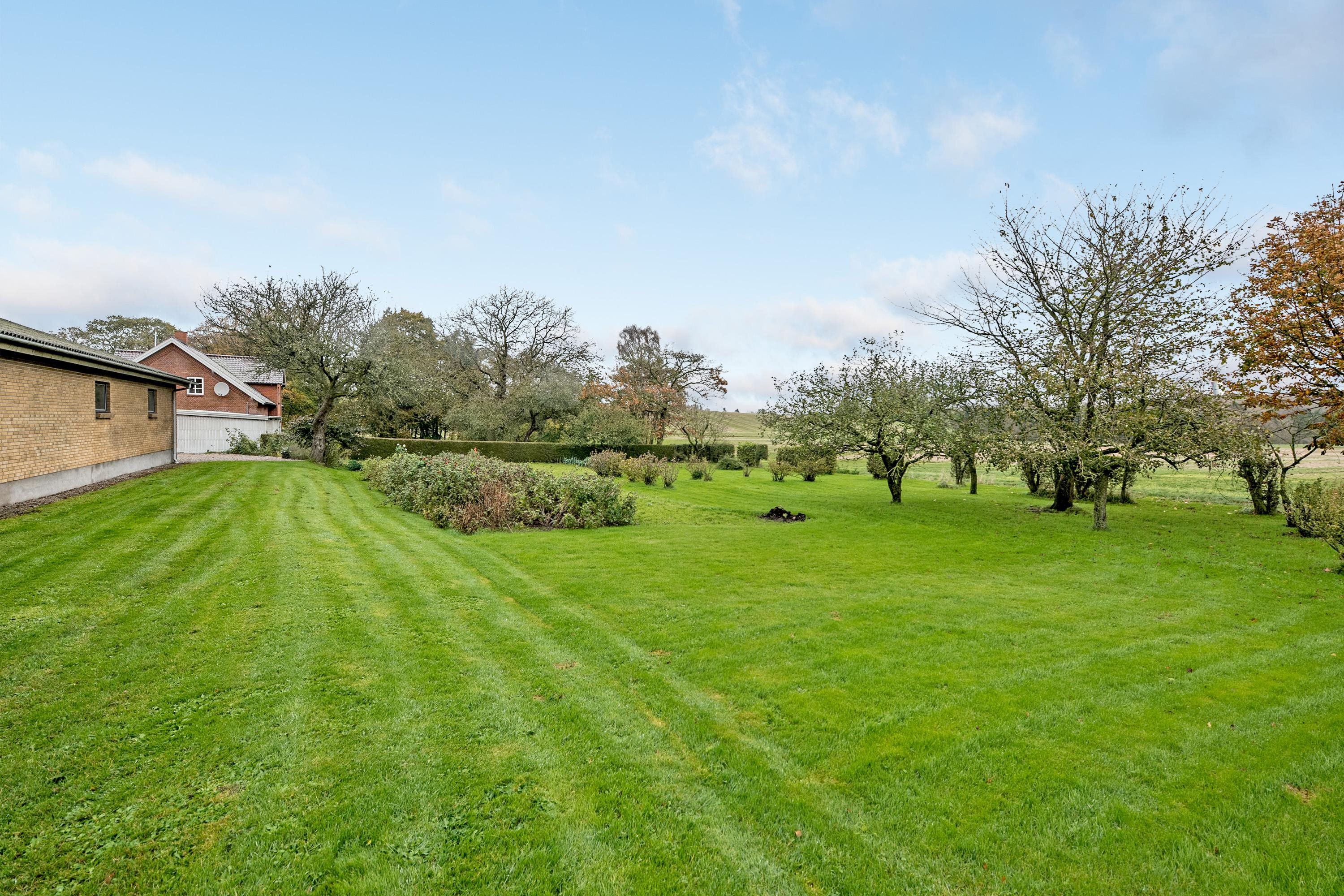 Fremhævet have billede i fuldskærmstilstand. Billede af Ørbækvej 88, 5854 Gislev