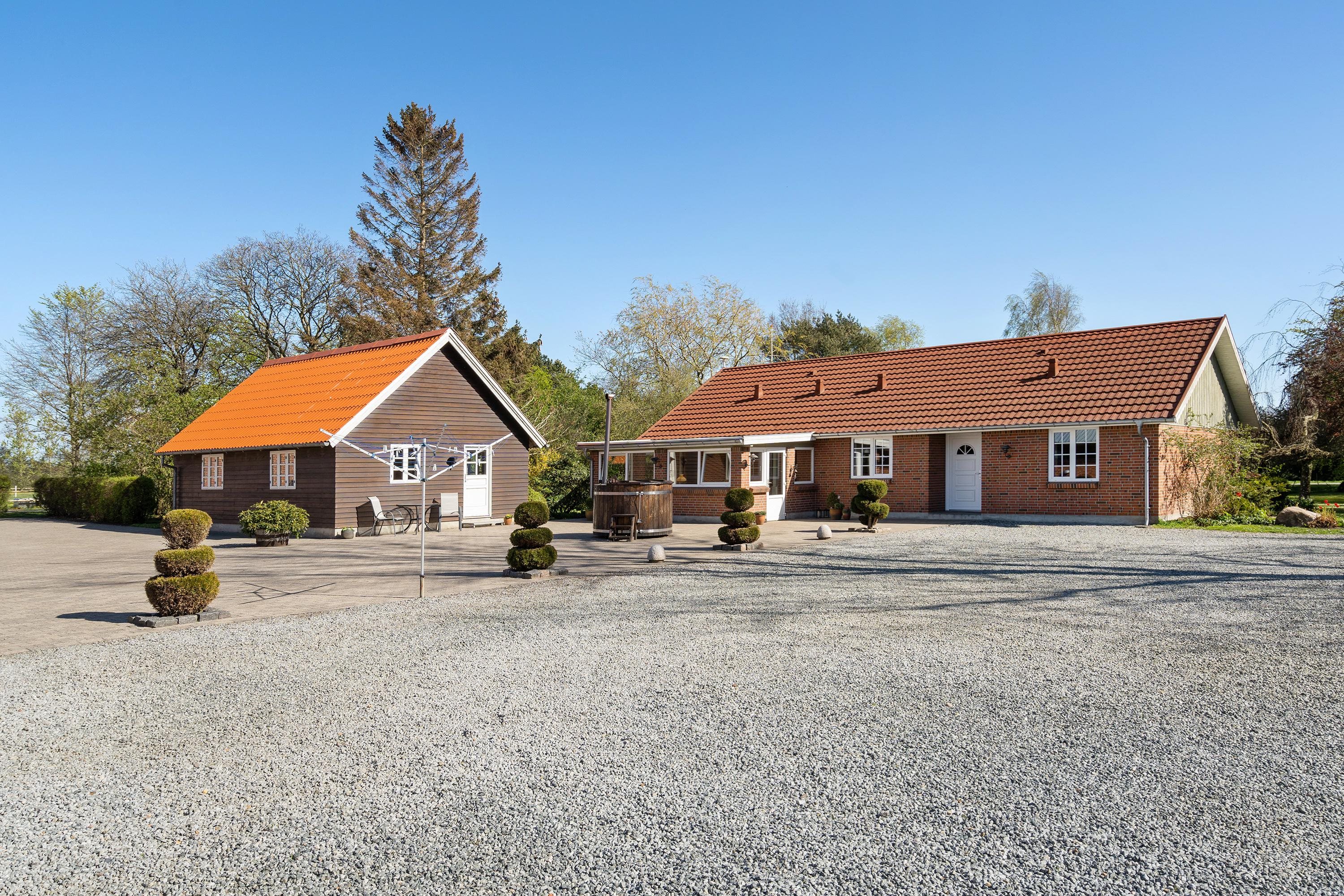 Miniaturebillede 1: . Billede af Skævevej 100, Brønden, 9352 Dybvad