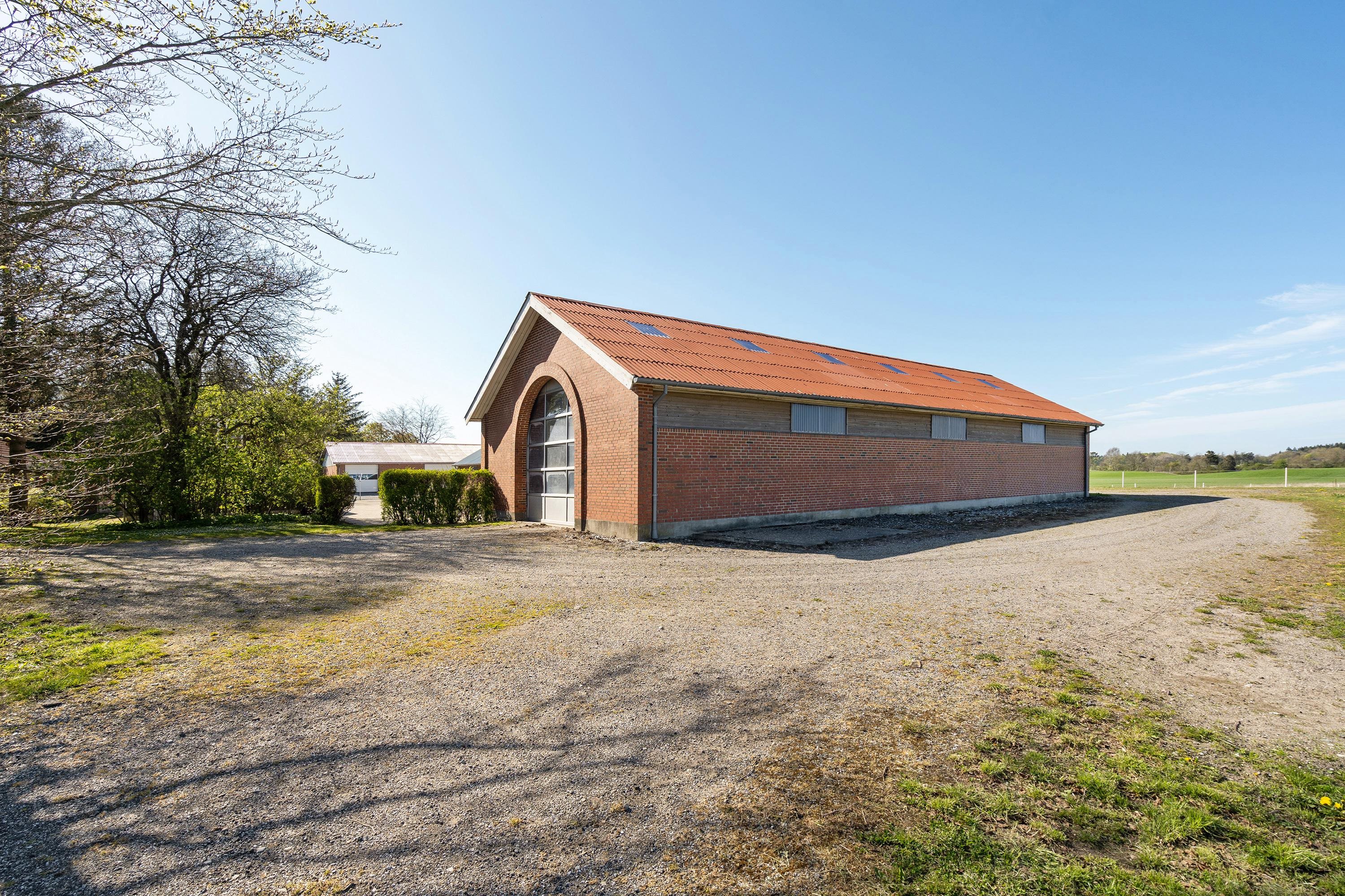 Fremhævet  billede i fuldskærmstilstand. Billede af Skævevej 100, Brønden, 9352 Dybvad