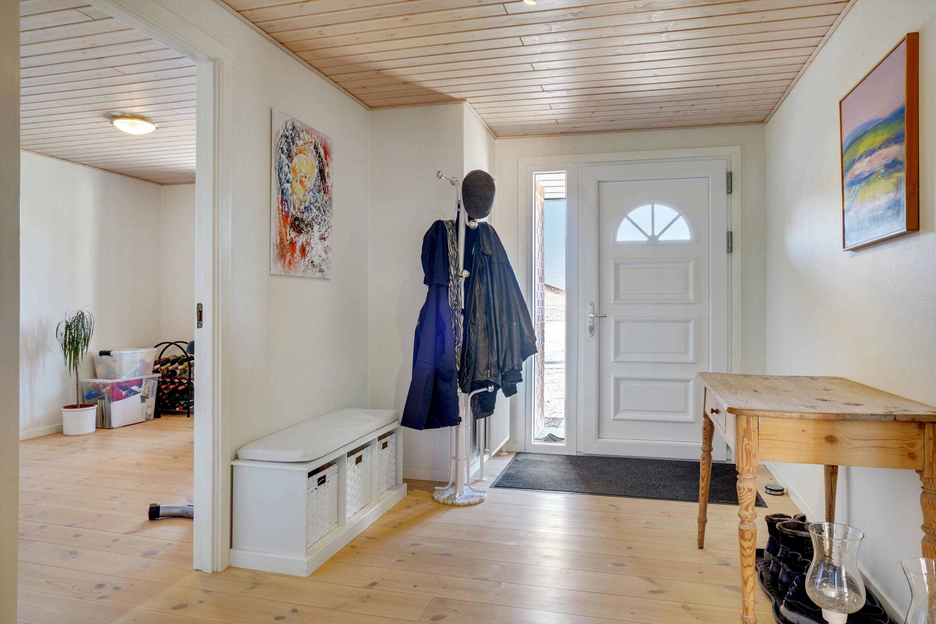 Fremhævet  billede i fuldskærmstilstand. Billede af Skævevej 100, Brønden, 9352 Dybvad